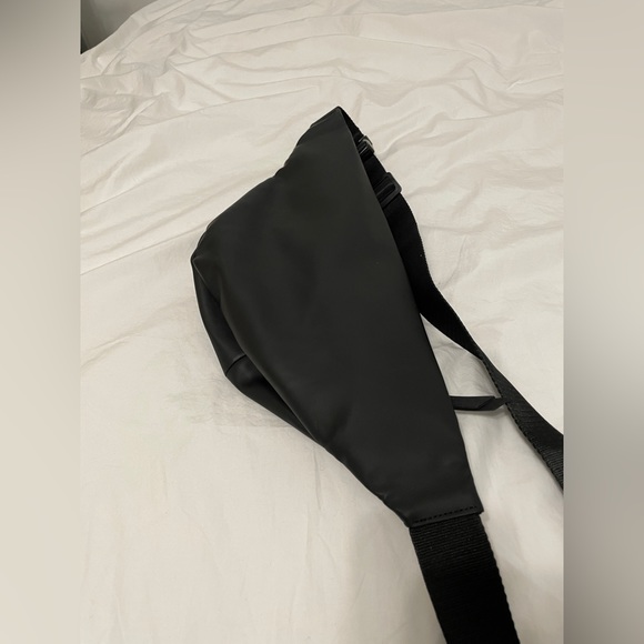 RAINS FANNY PACK - Picture 6 of 6